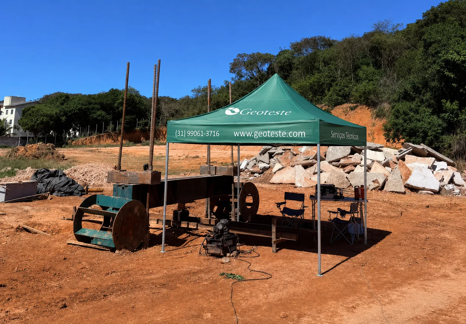 Energia no PDA e a Eficiência do Martelo em Fundações
